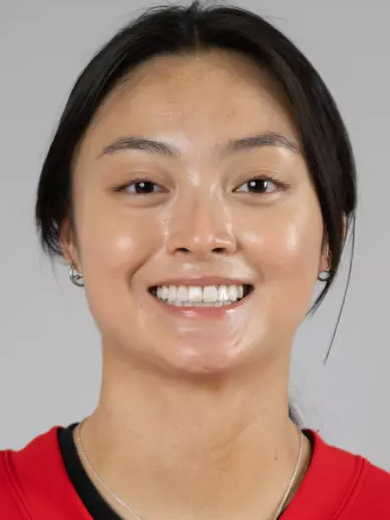 Claudia Yu headshot
