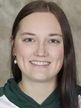 Shelby Breiland headshot