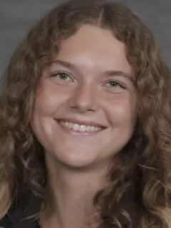 Claire Vekich headshot