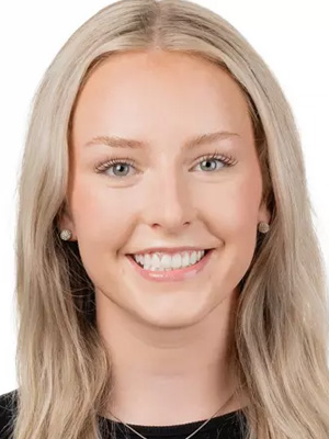 Neena Brick headshot