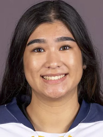 Hayley Chang headshot