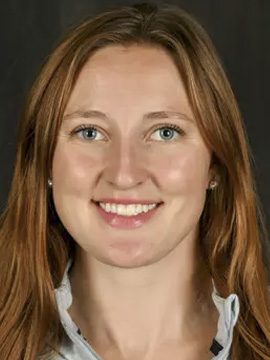 Lauren Stenslie headshot