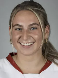 Claire Enright headshot