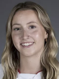 Chloe Baker headshot
