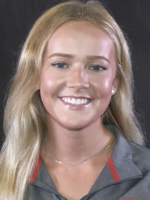 Avery Farrell headshot