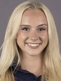 Ella Ridge headshot