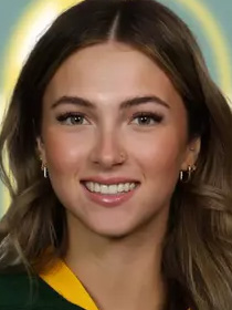 Rhea Hicks headshot