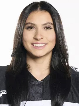 Sarah Davies headshot