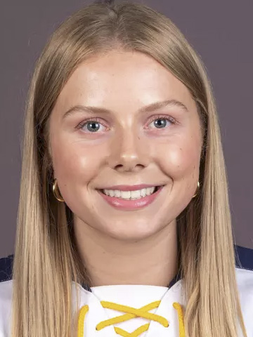Sophie McKinley headshot
