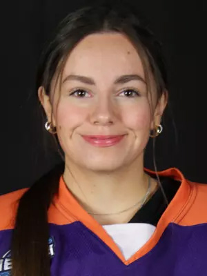 Maddy Noonan headshot