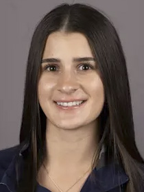 Clara Karunakar headshot