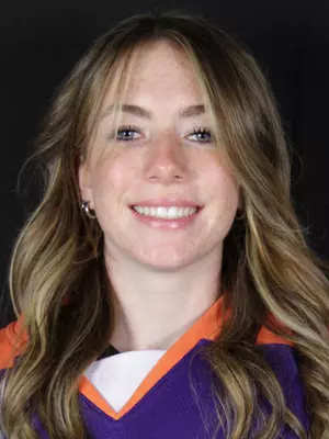 Celena Mickevicius headshot
