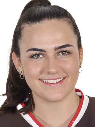 Miranda Calderone headshot