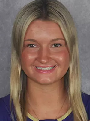 Anna Jerylo headshot
