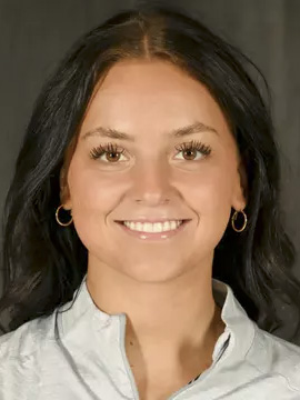 Nora Sauer headshot
