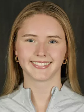 Dani Strom headshot