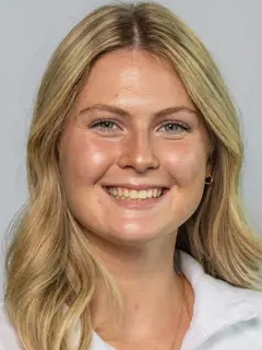 Ella Willoughby headshot