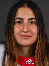 Julia Matyas headshot