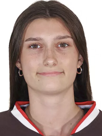 Emma Yates headshot