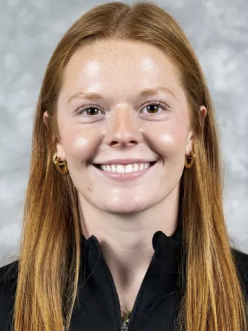 Kate Kosobud headshot