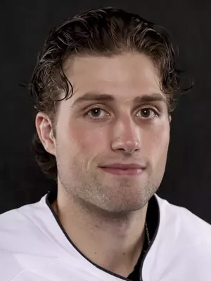 Sam Duerr headshot