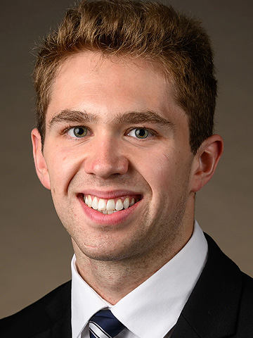 Simon Mack headshot