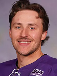 Noah Hackett headshot