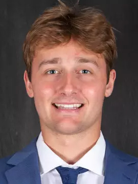 Carson Peters headshot