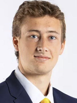 Hunter Bischoff headshot